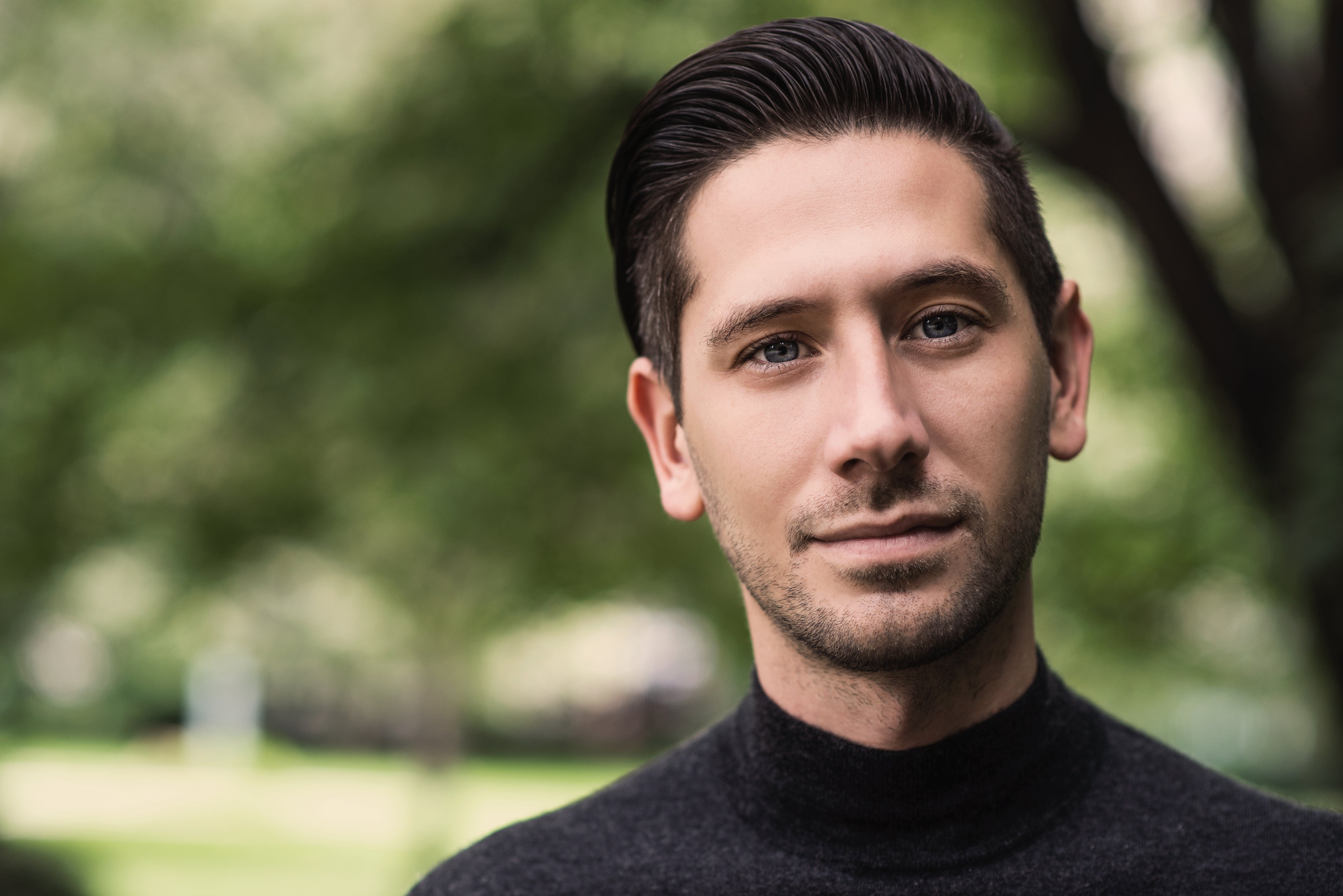 files/portrait-of-male-model.jpg